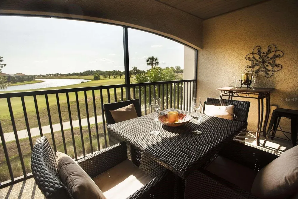 5557 PALMER CIRCLE #205 Bradenton, FL 34211