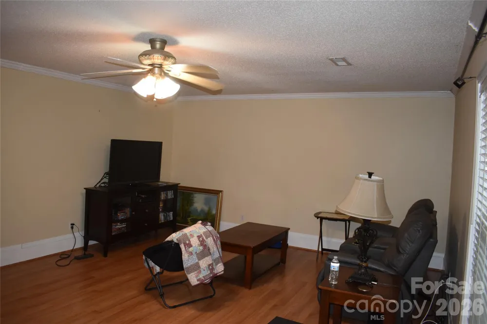 26 Chipmunk Ridge Marion, NC 28752