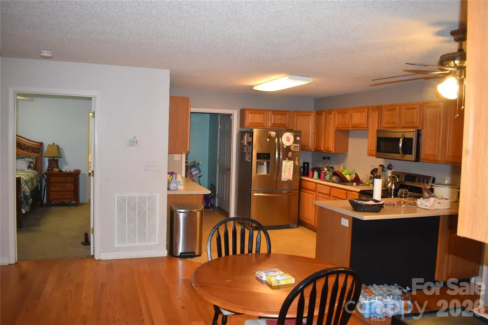 26 Chipmunk Ridge Marion, NC 28752