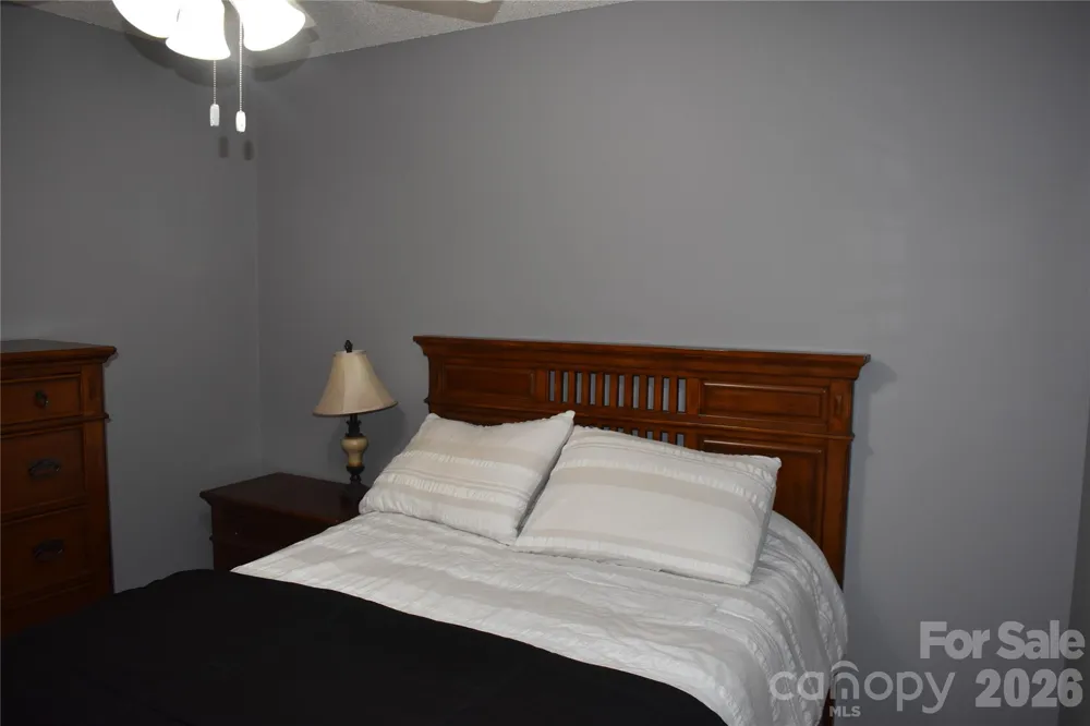 26 Chipmunk Ridge Marion, NC 28752