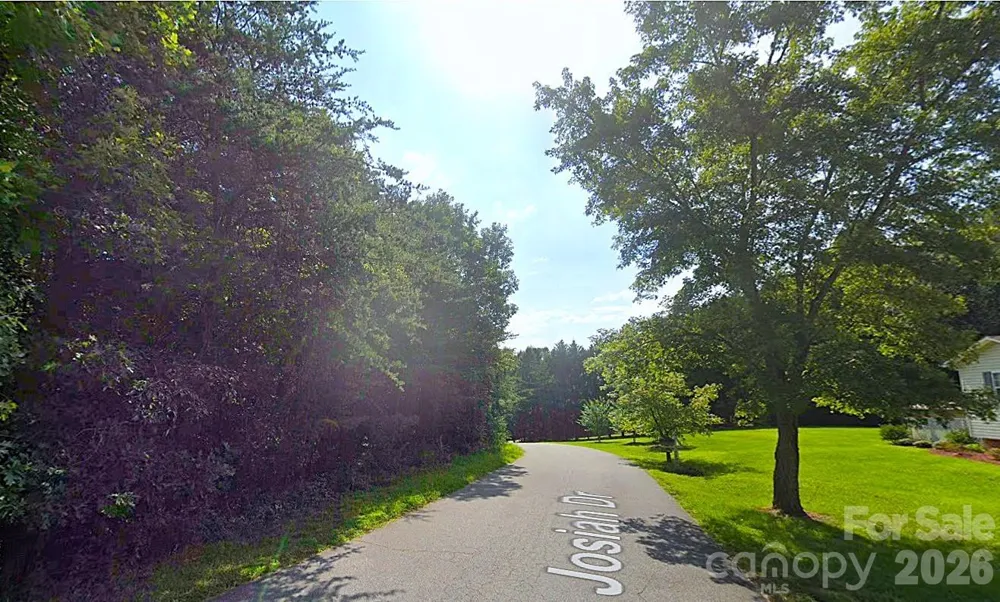 2194 Josiah Drive Lenoir, NC 28645