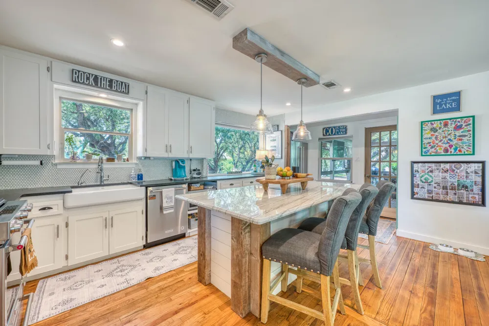 1001 Shorewood Drive Granite Shoals, TX 78654