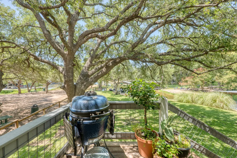 1001 Shorewood Drive Granite Shoals, TX 78654