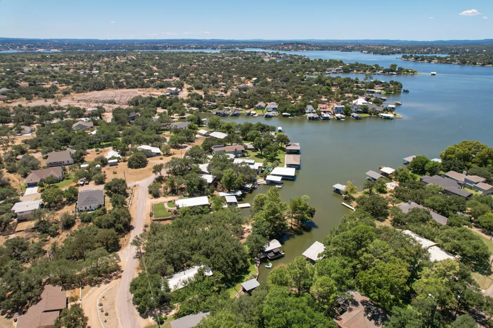 1001 Shorewood Drive Granite Shoals, TX 78654