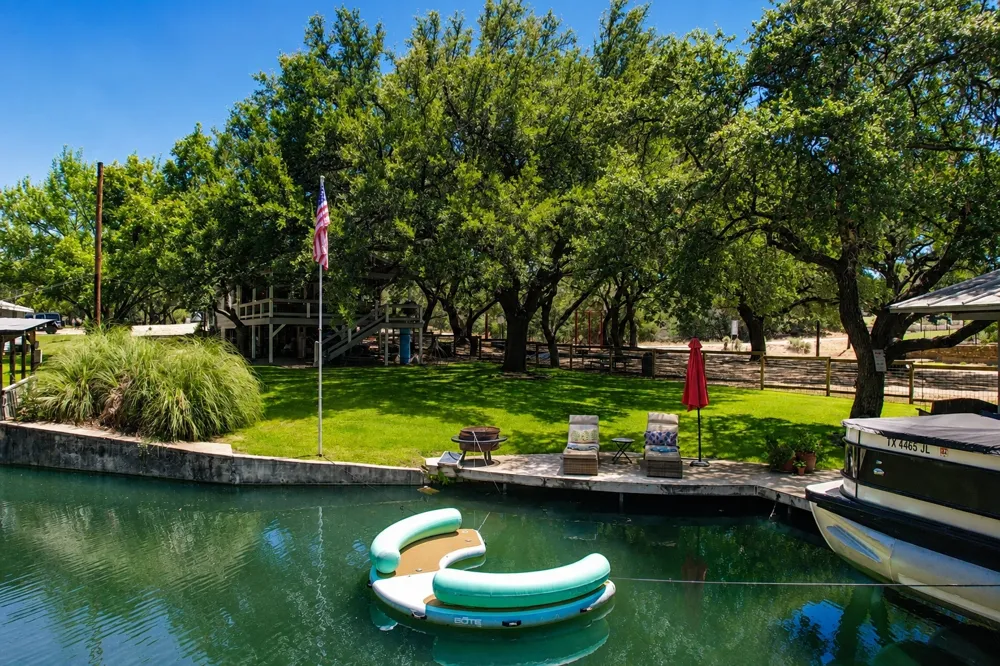 1001 Shorewood Drive Granite Shoals, TX 78654