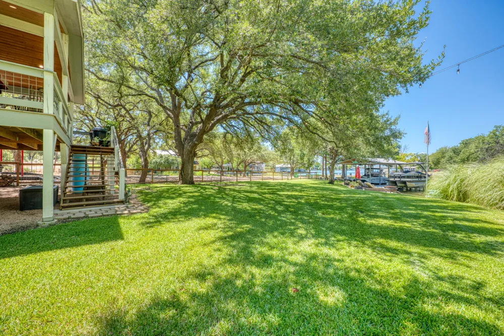 1001 Shorewood Drive Granite Shoals, TX 78654