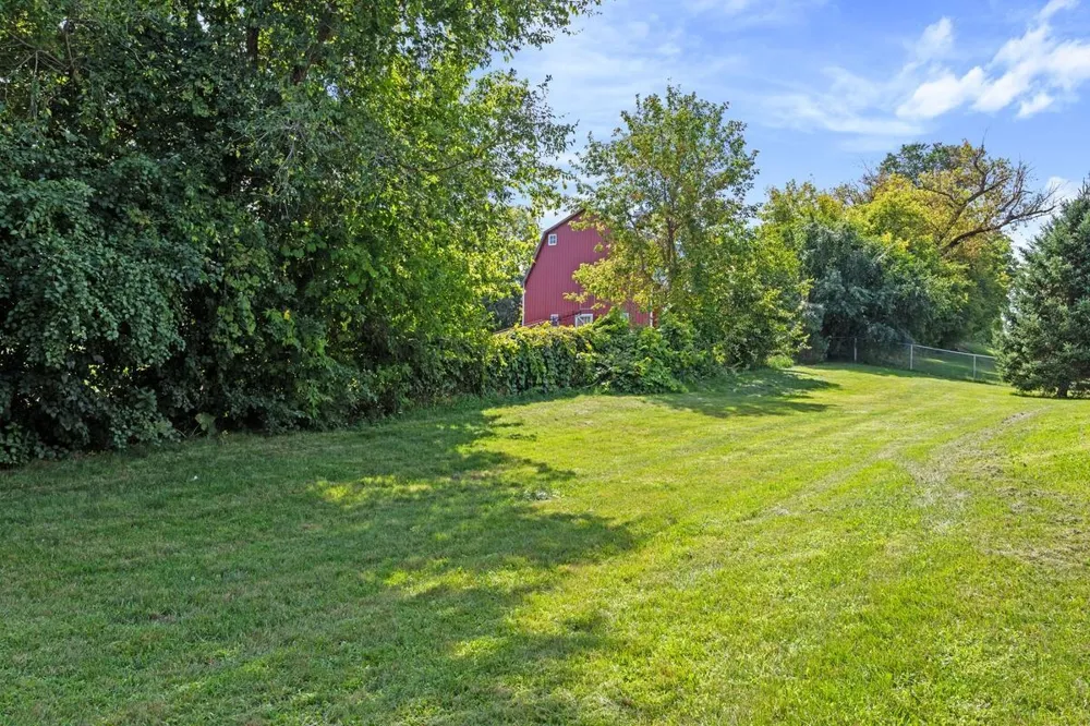 805 Pond View Court Braham, MN 55006