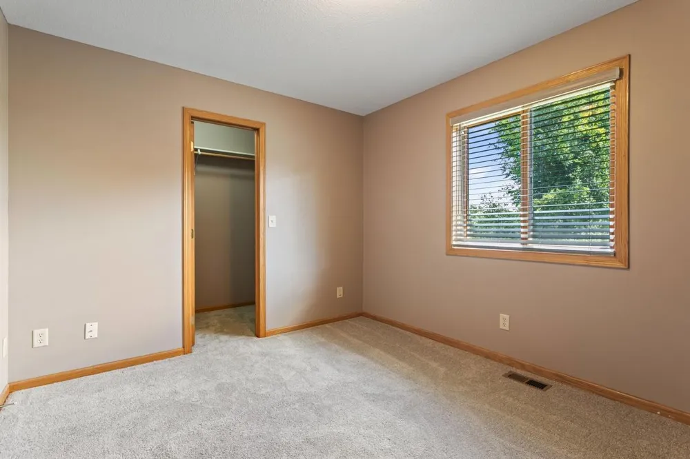 805 Pond View Court Braham, MN 55006