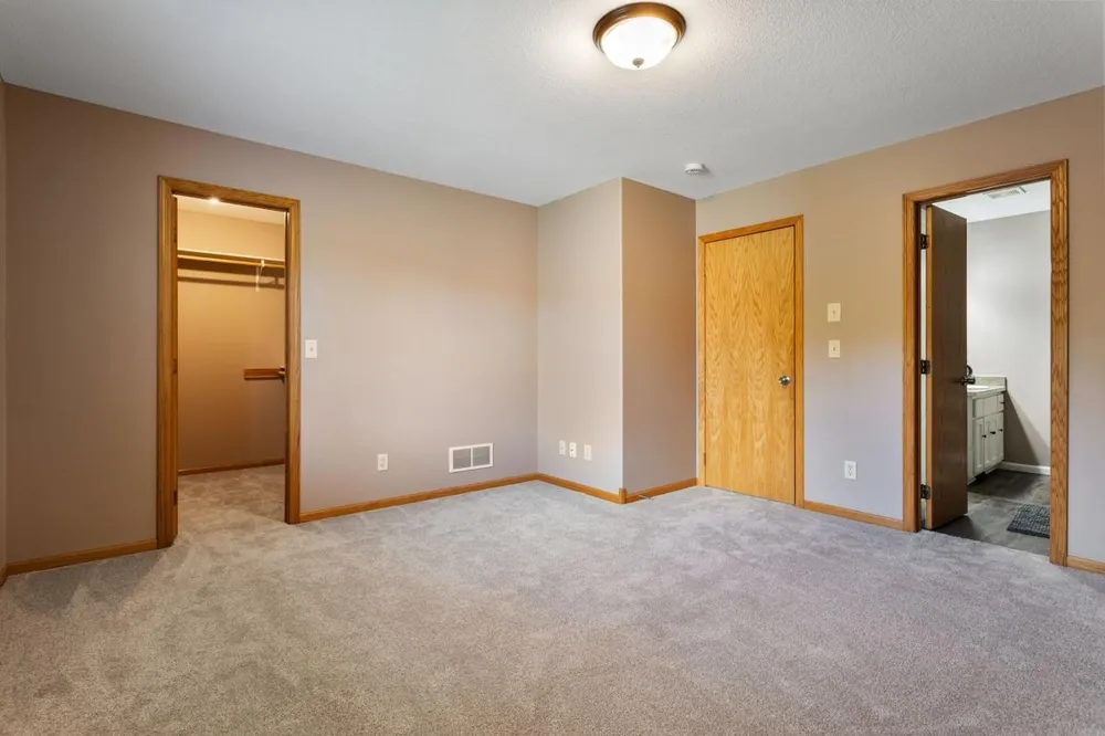805 Pond View Court Braham, MN 55006