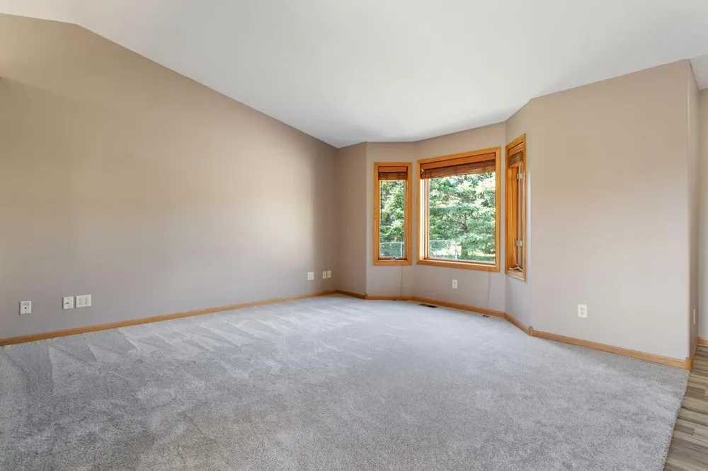805 Pond View Court Braham, MN 55006