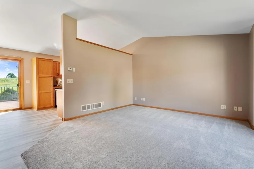 805 Pond View Court Braham, MN 55006