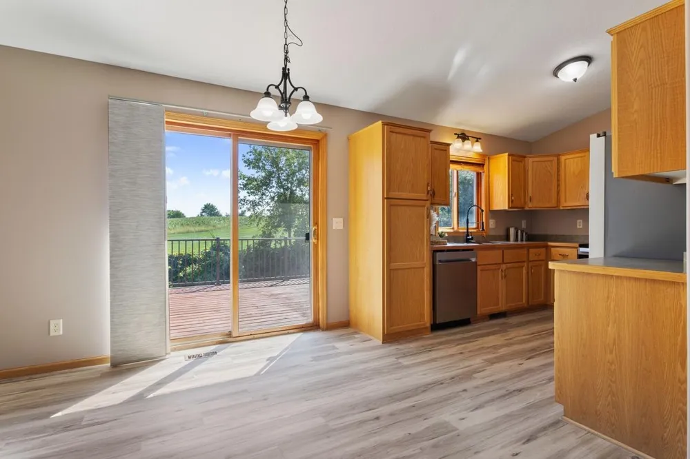 805 Pond View Court Braham, MN 55006