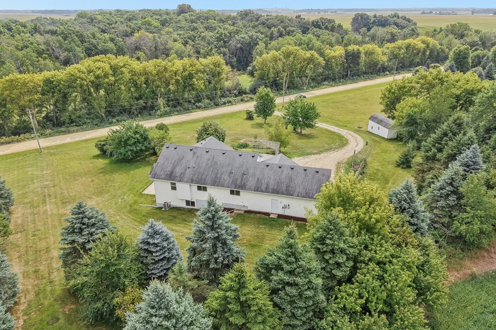 31121 Idalia Avenue Northfield, MN 55057