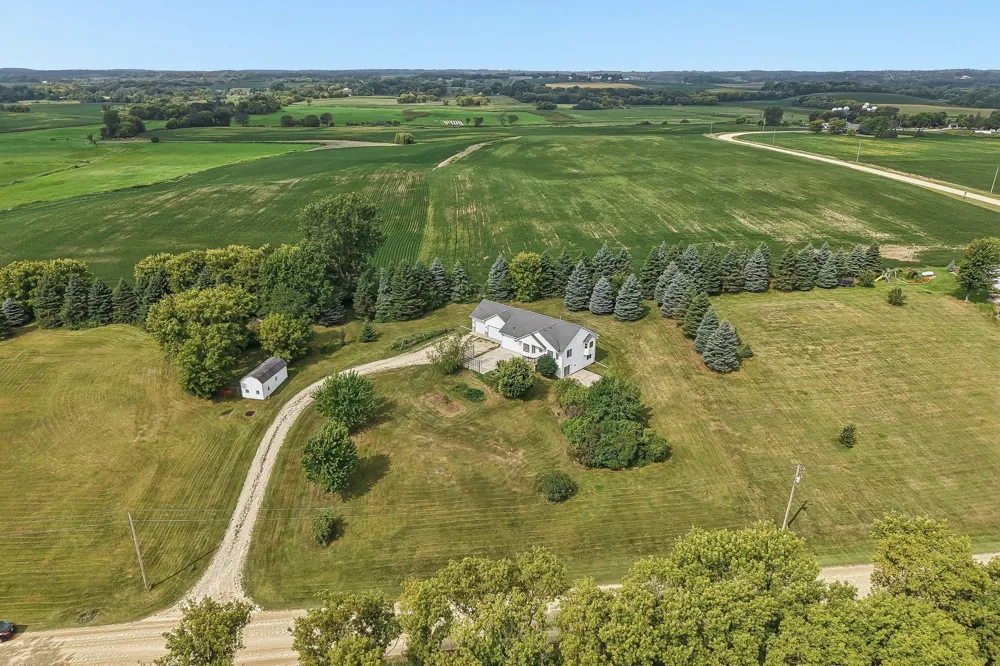 31121 Idalia Avenue Northfield, MN 55057