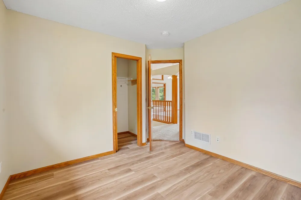 31121 Idalia Avenue Northfield, MN 55057