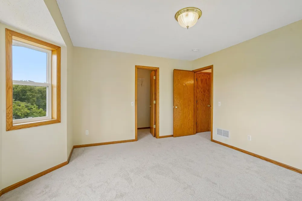 31121 Idalia Avenue Northfield, MN 55057