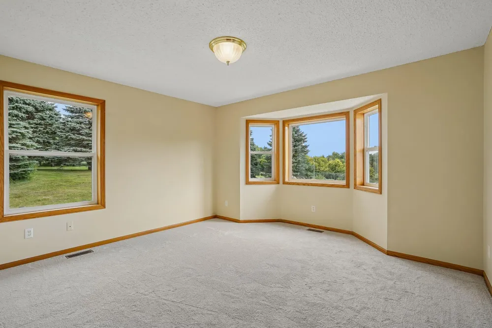 31121 Idalia Avenue Northfield, MN 55057