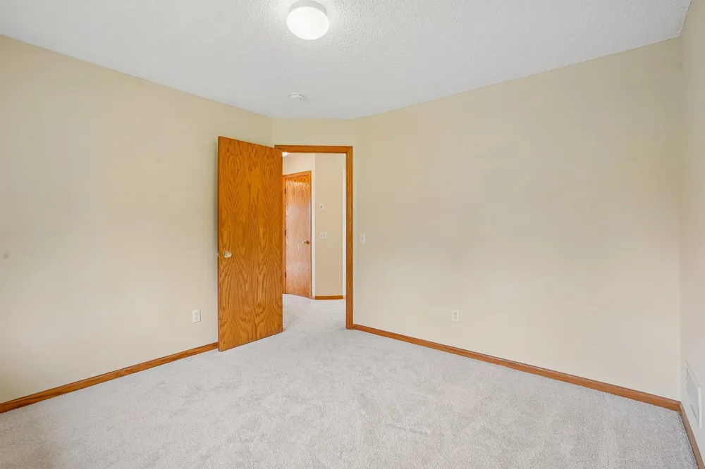 31121 Idalia Avenue Northfield, MN 55057