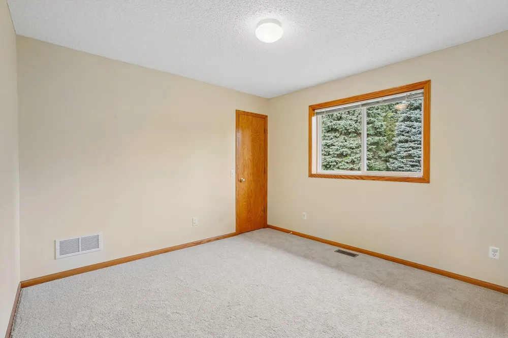31121 Idalia Avenue Northfield, MN 55057