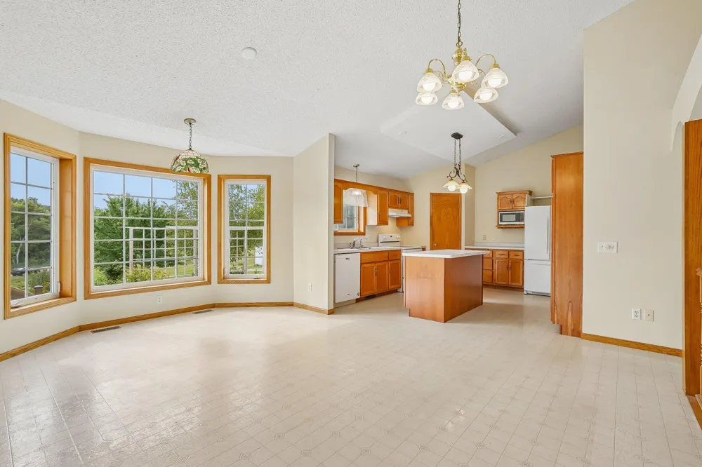 31121 Idalia Avenue Northfield, MN 55057