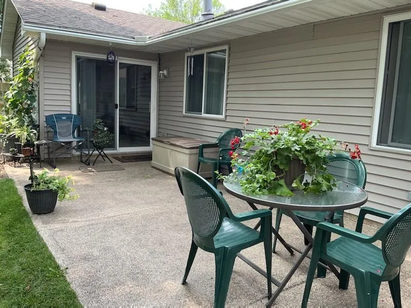 10577 Sycamore Street NW Coon Rapids, MN 55433
