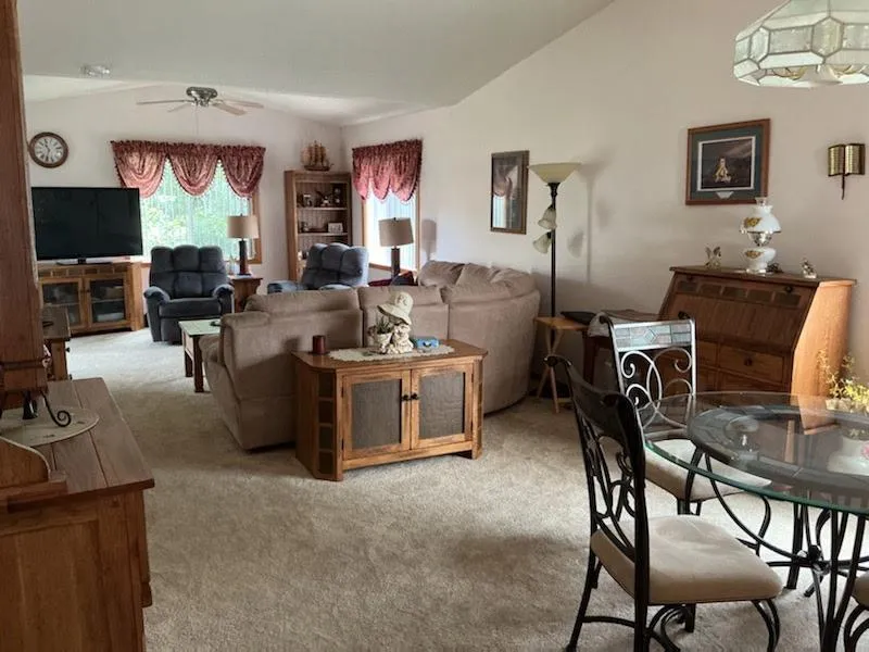 10577 Sycamore Street NW Coon Rapids, MN 55433