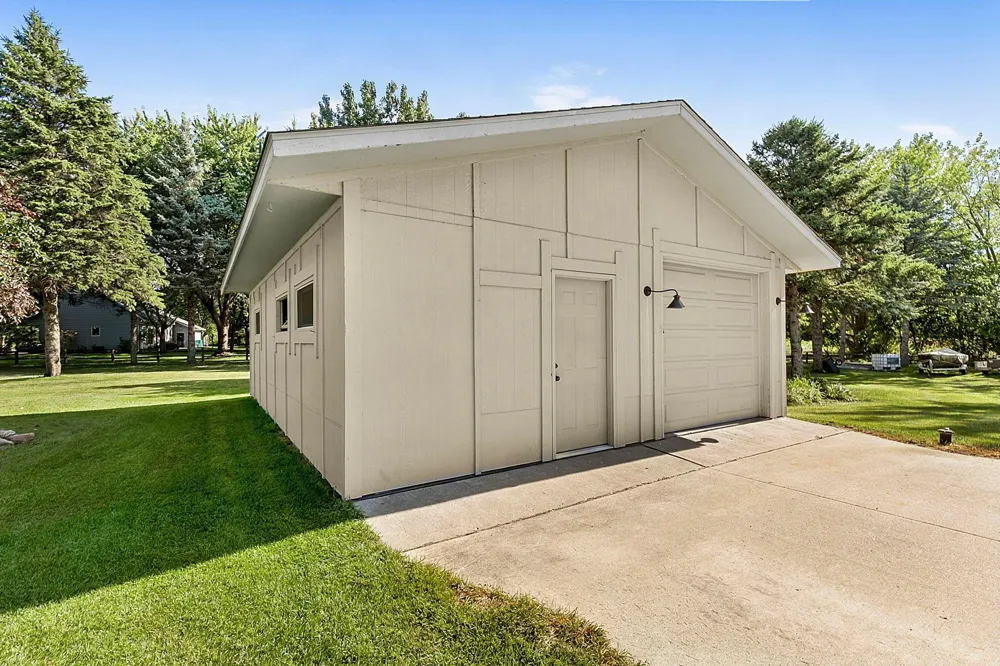 6992 43rd Avenue SE Saint Cloud, MN 56304