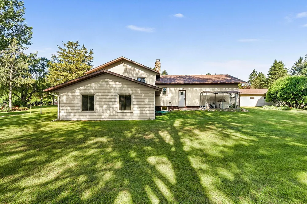 6992 43rd Avenue SE Saint Cloud, MN 56304