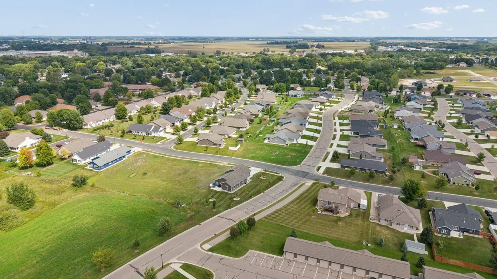 1352 Bradford Street SE Hutchinson, MN 55350
