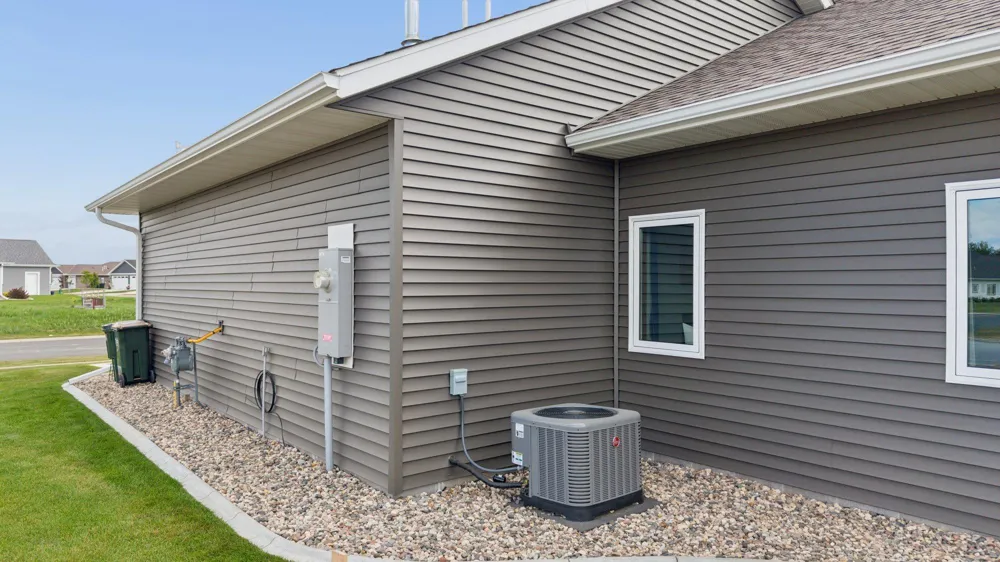 1352 Bradford Street SE Hutchinson, MN 55350