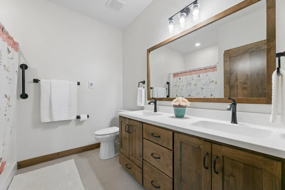 1352 Bradford Street SE Hutchinson, MN 55350