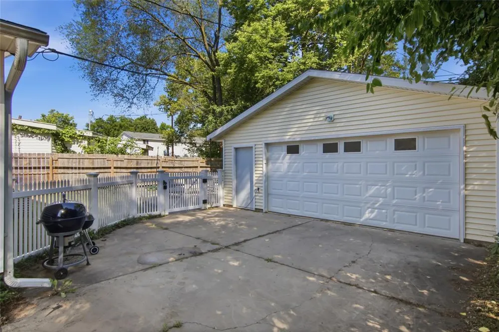 616 Truax Boulevard Eau Claire, WI 54703