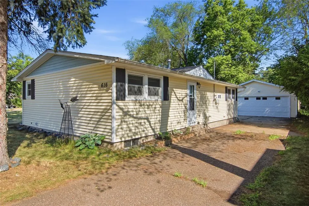 616 Truax Boulevard Eau Claire, WI 54703