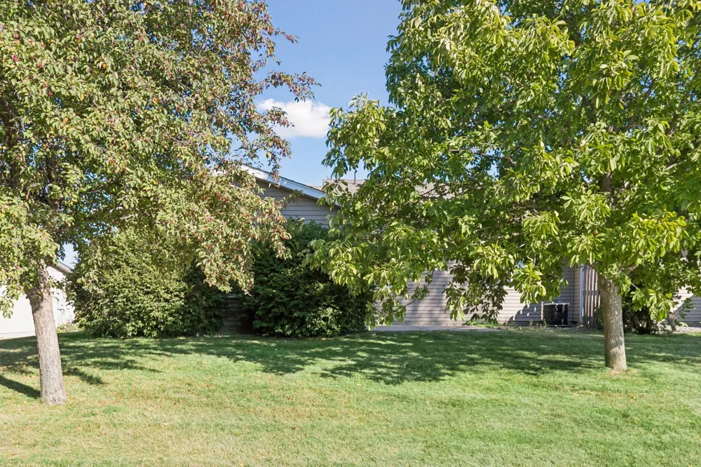 527 4th Circle Drive SE Lonsdale, MN 55046