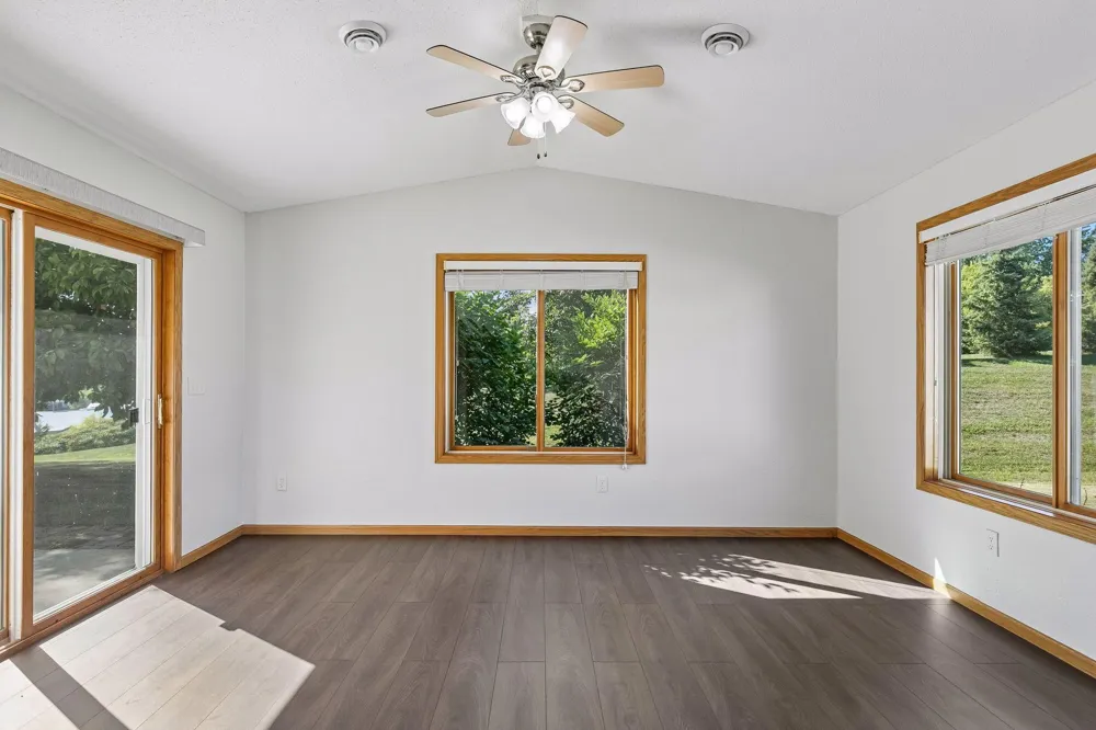 527 4th Circle Drive SE Lonsdale, MN 55046