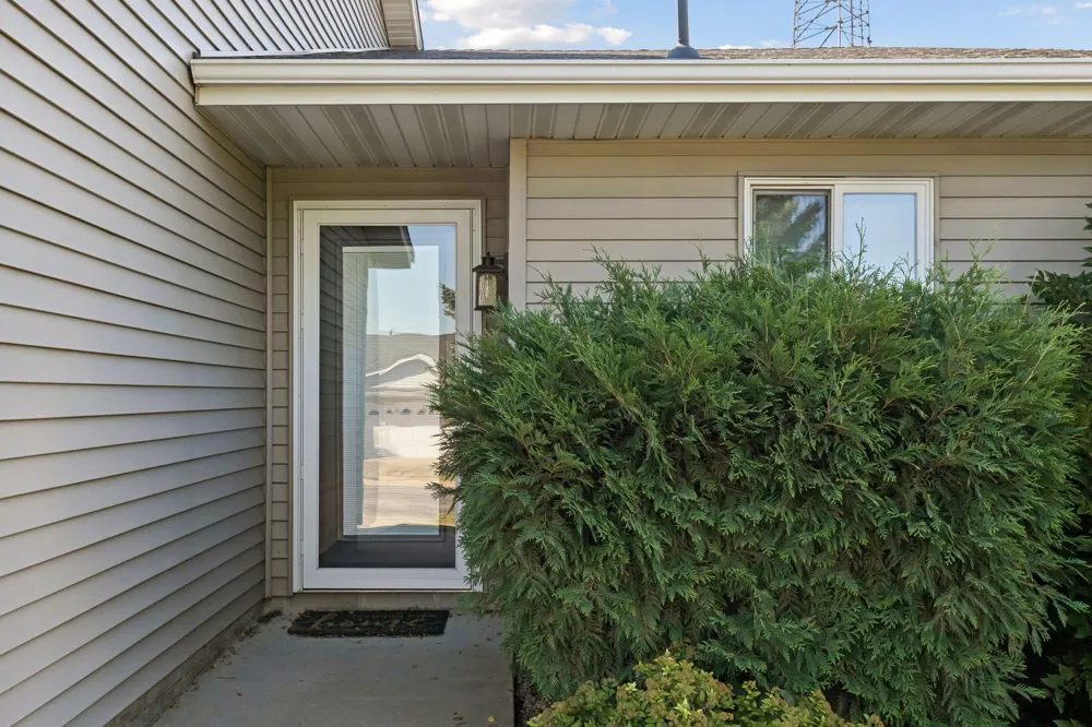 527 4th Circle Drive SE Lonsdale, MN 55046