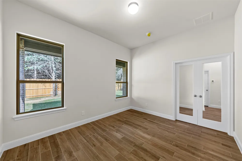 111 WATERCREST LANE Glenn Heights, TX 75154