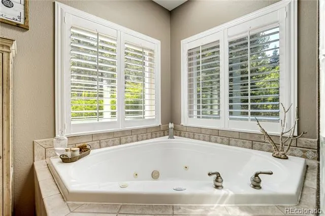 14375 Timber Trail Larkspur, CO 80118