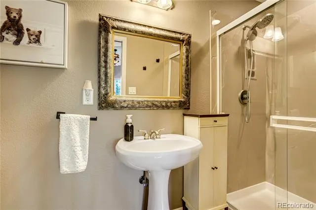 14375 Timber Trail Larkspur, CO 80118