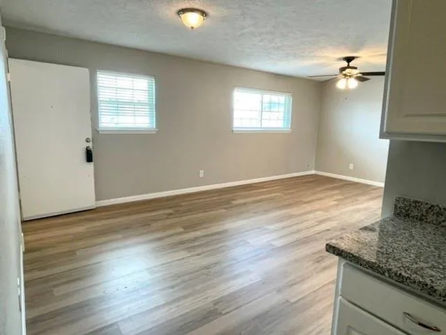 1914 Larrabee Street #3 Seabrook, TX 77586