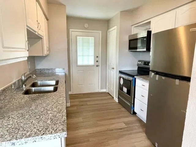 1914 Larrabee Street #3 Seabrook, TX 77586