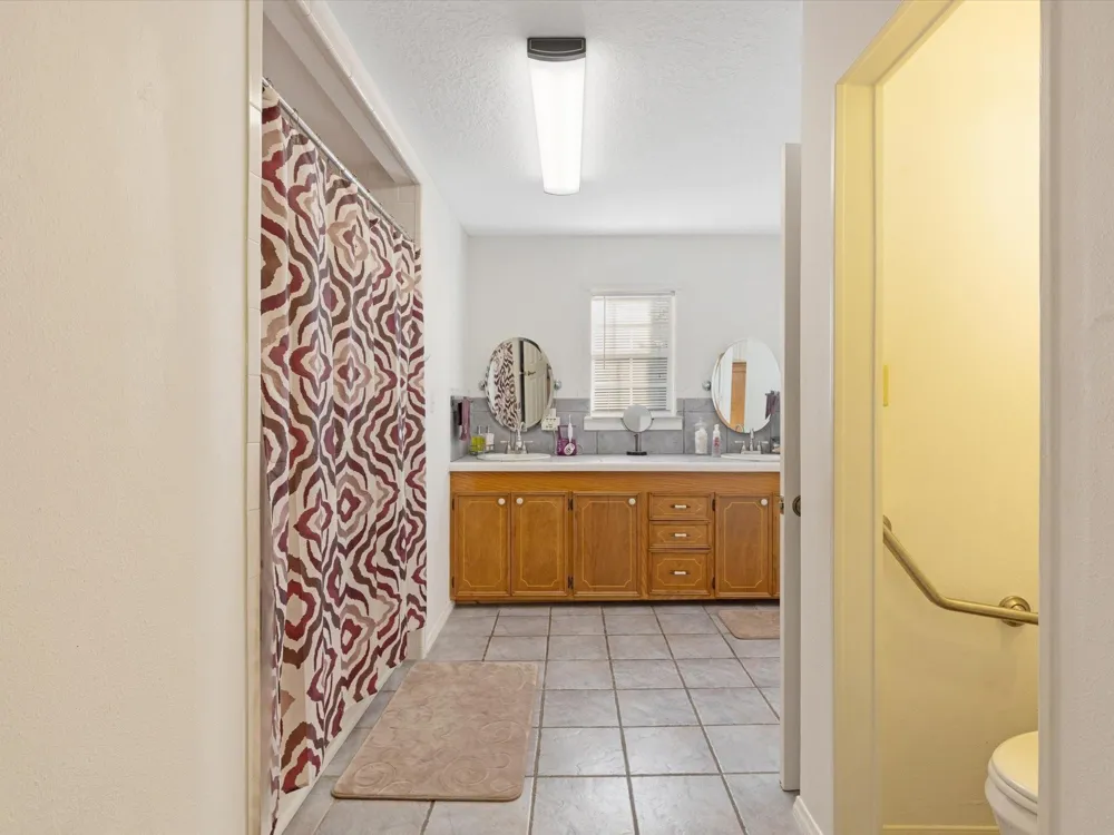 9313 State Highway 61 Hankamer, TX 77560