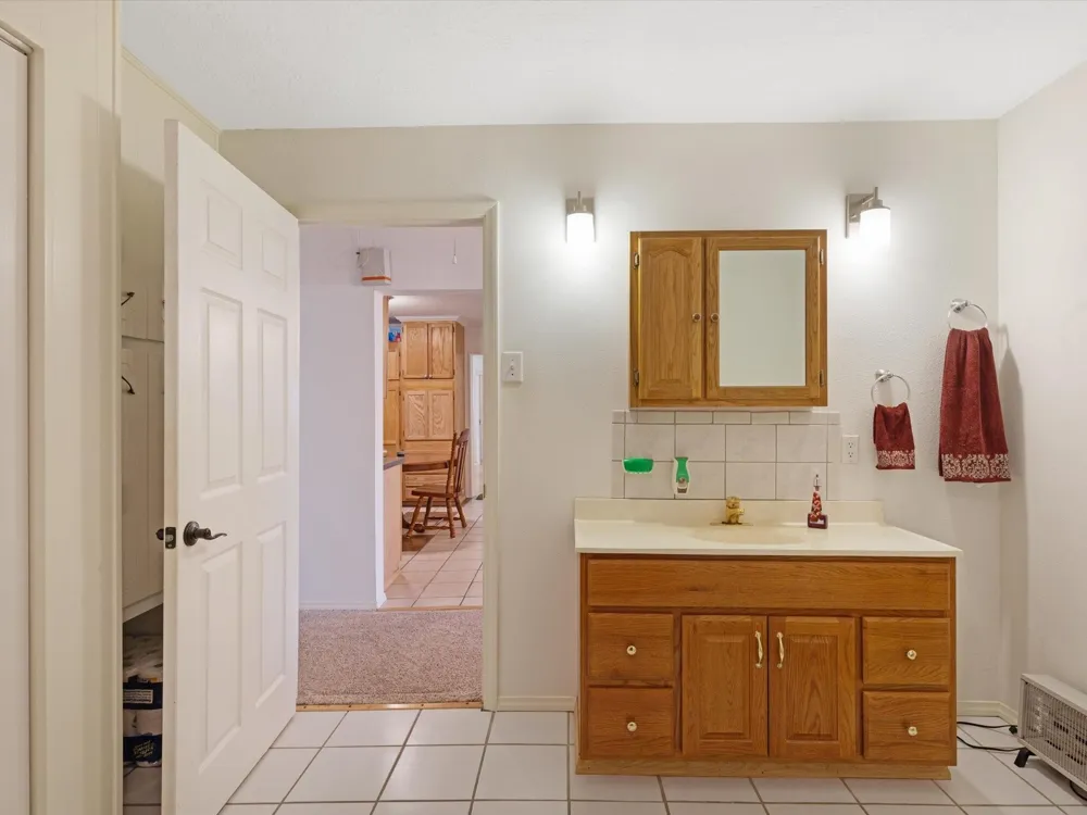 9313 State Highway 61 Hankamer, TX 77560