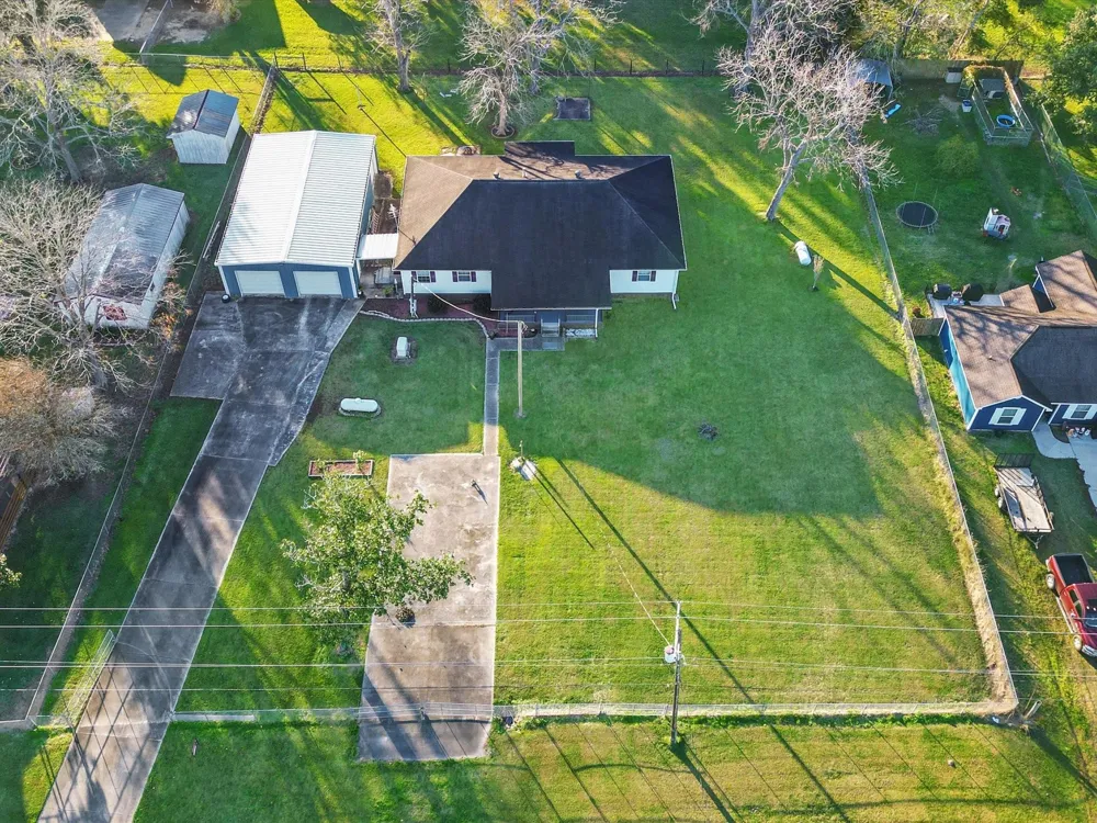 9313 State Highway 61 Hankamer, TX 77560