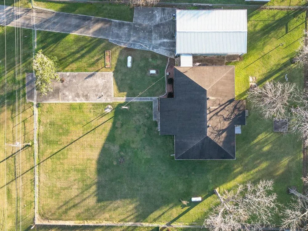 9313 State Highway 61 Hankamer, TX 77560