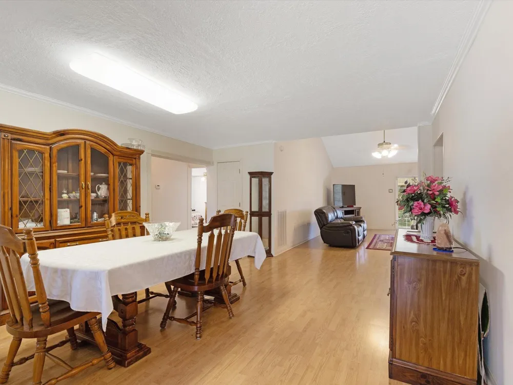 9313 State Highway 61 Hankamer, TX 77560