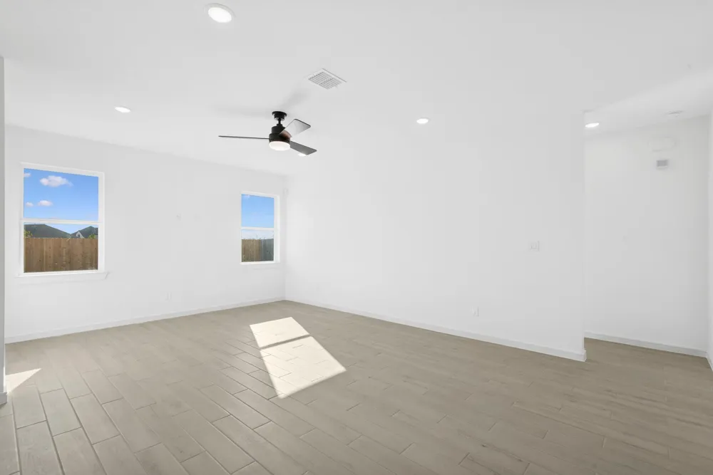 243 Ice Shore Trail Dayton, TX 77535