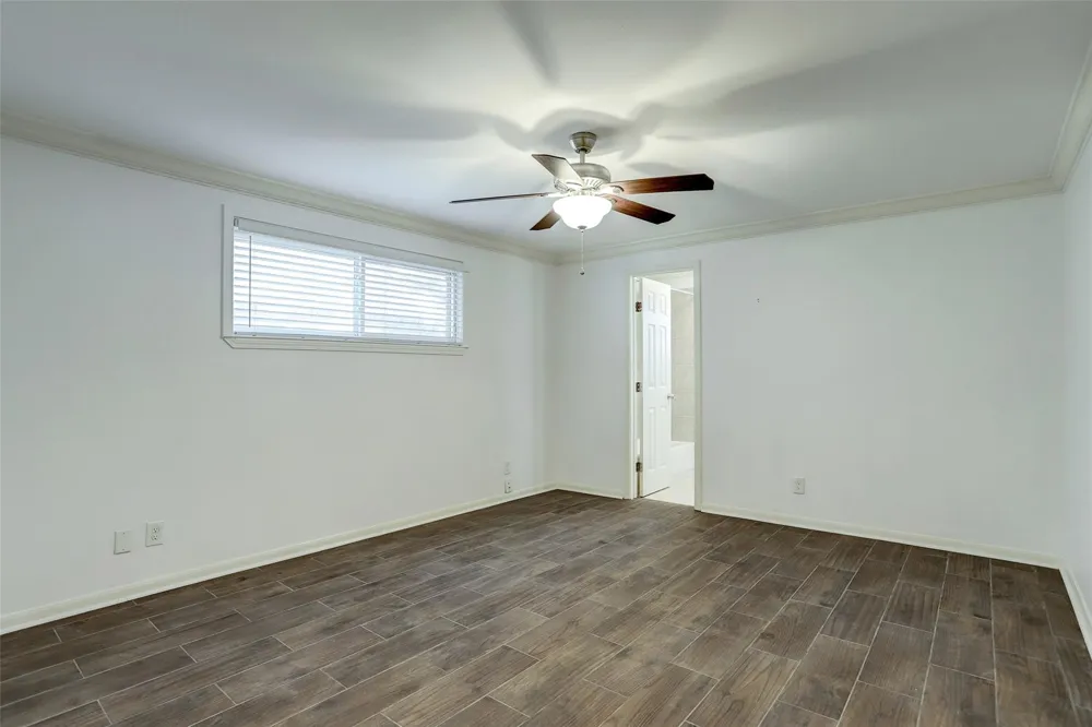 5827 Farwell Drive Houston, TX 77035