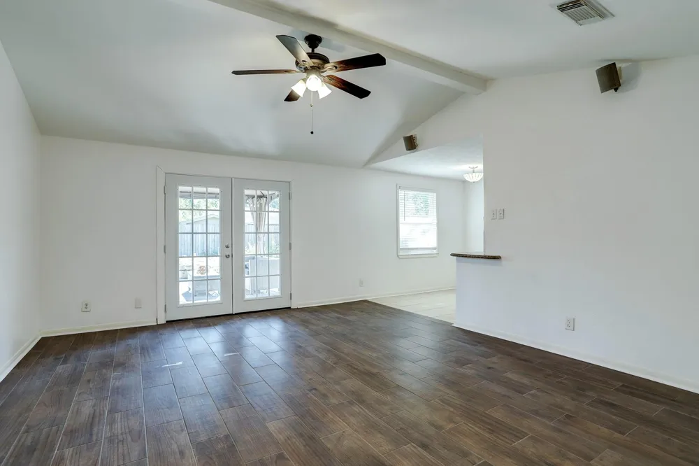 5827 Farwell Drive Houston, TX 77035