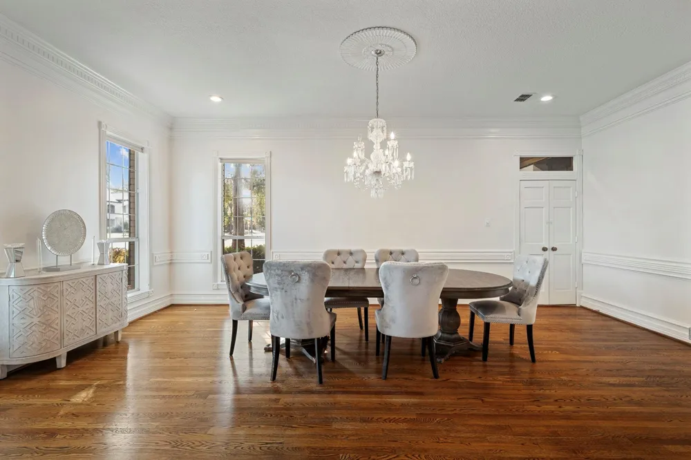 2922 Cedar Woods Place Houston, TX 77068